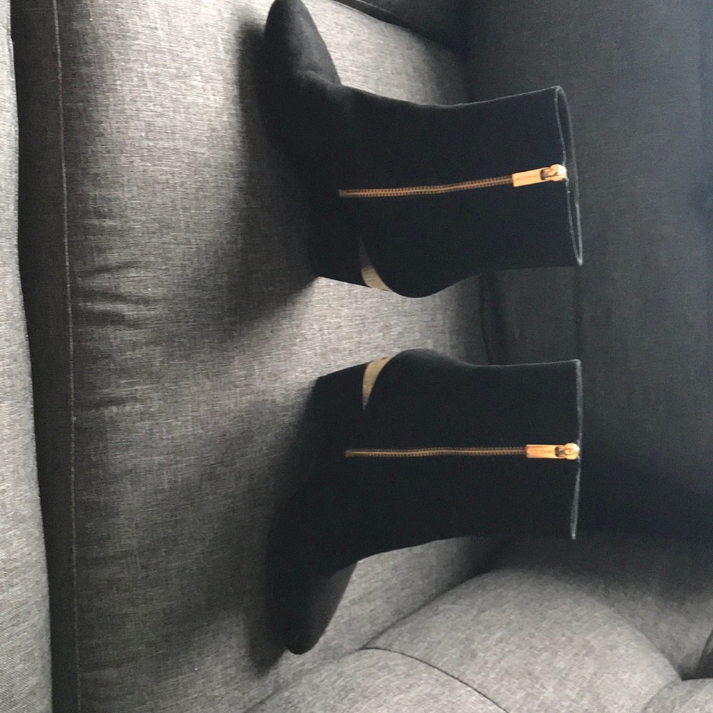 Micheal Kors boots